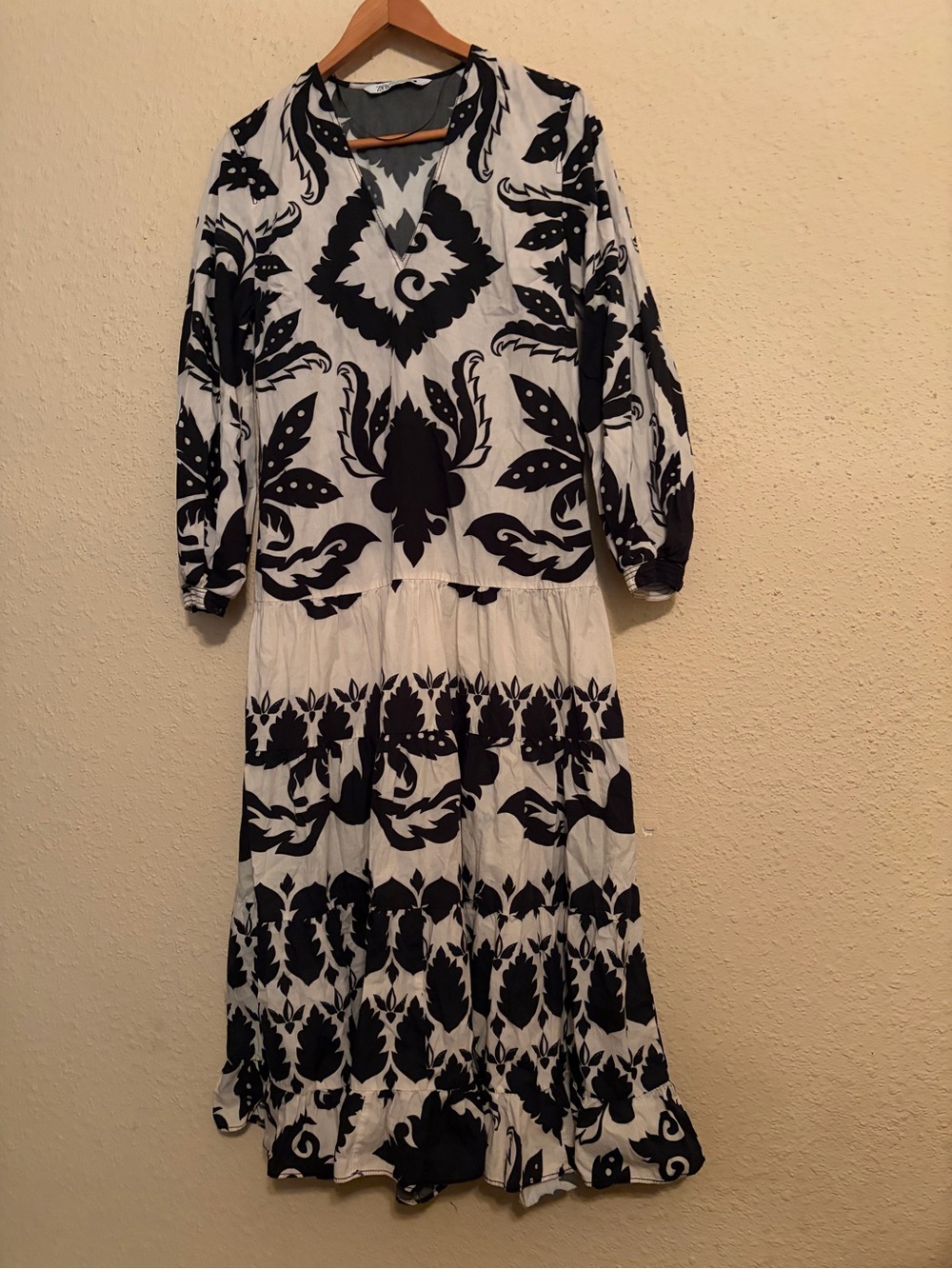 Zara Black and White Long-Sleeve Printed Maxi Dress